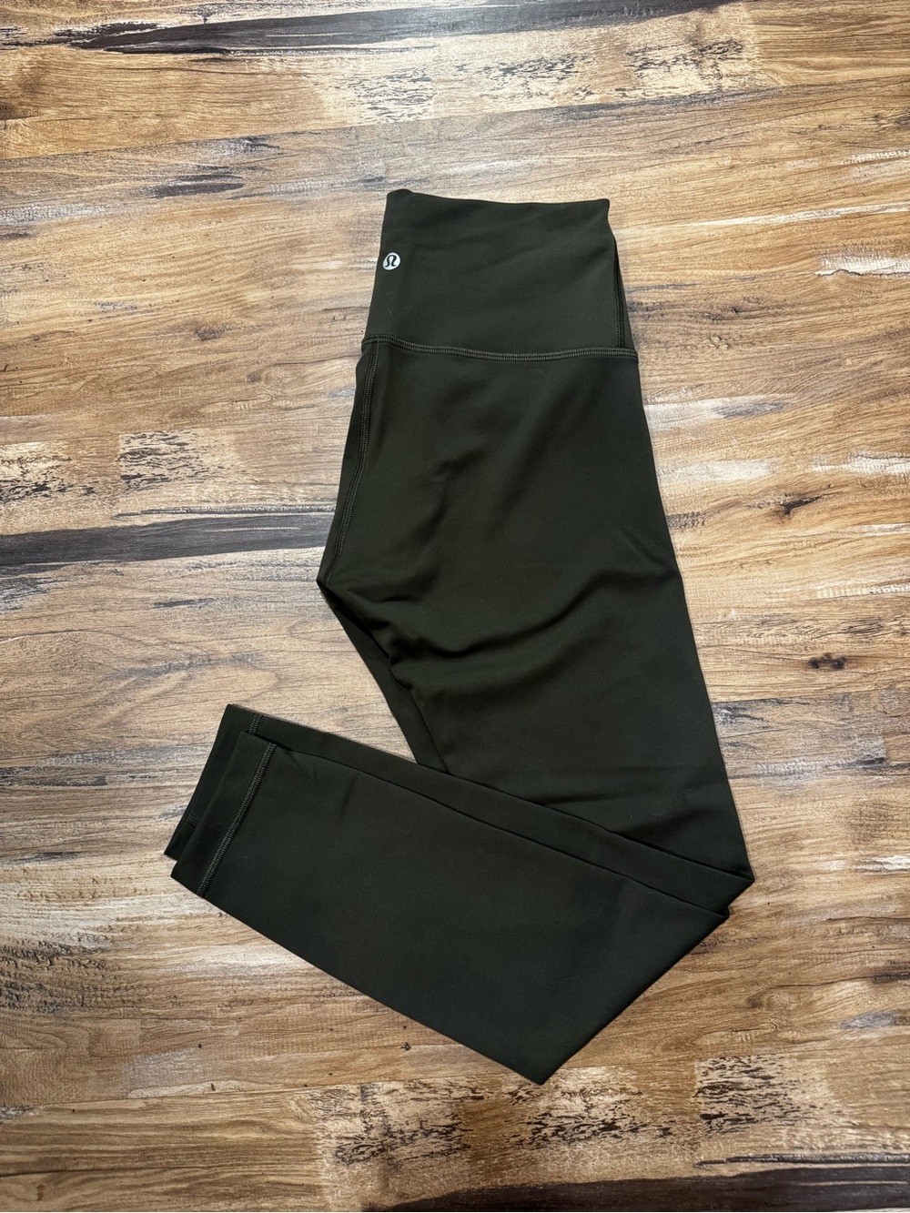 Lululemon Wunder Train High Rise Tight 25”